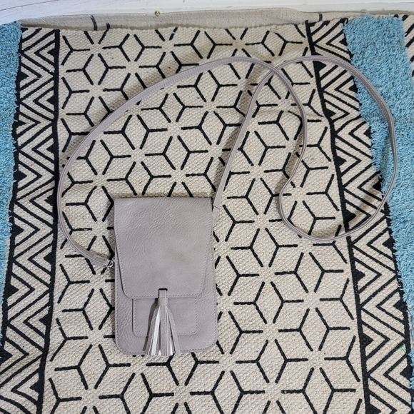 HARPER CROSSBODY in LIGHT GRAY - Picture 1 of 12